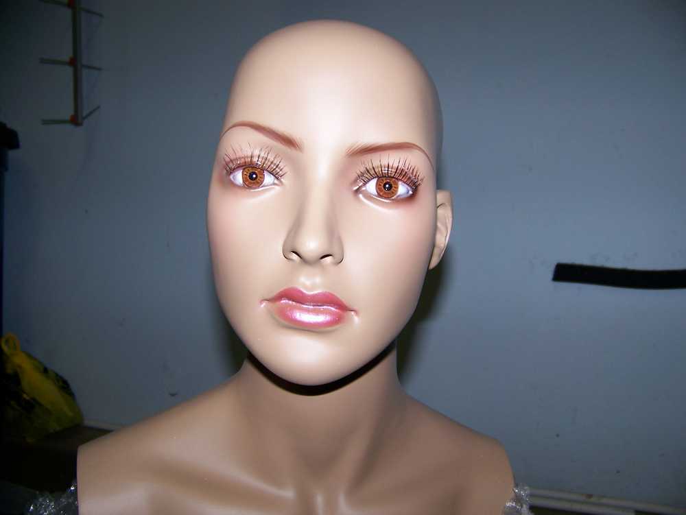 Female Mannequin Face