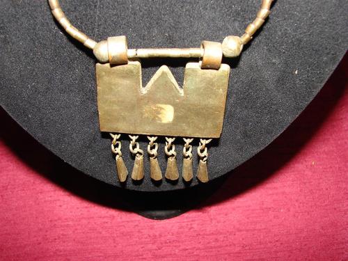 INDIAN STYLE BRASS TONE NECKLACE