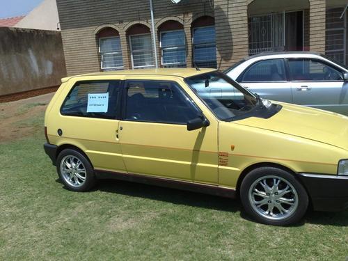 Fiat Fiat Uno Turbo was listed for R2700000 on 9 Nov at 1022 by imty in