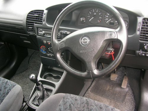 Opel Vectra 2003 Interior. opel zafira interior