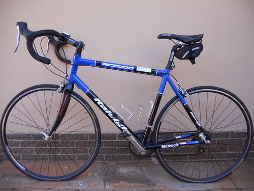 raleigh r200