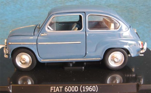 1960 FIAT 600D by FABBRI in 1 24 SCALE NEW CARDED 