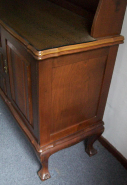 Solid wood Large Ball & claw WELSH DRESSER with glass top - See notes 