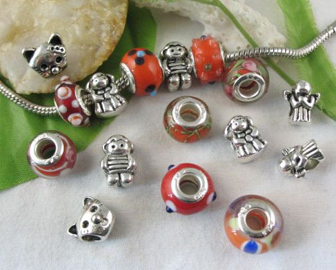 tibetan silver beads. 8 x Tibetan Silver Bead Charms