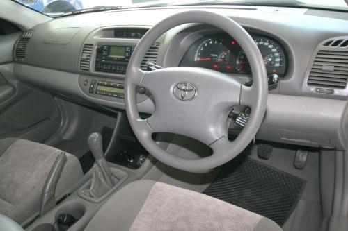 Iswahyudi Toyota Camry 2005 Interior